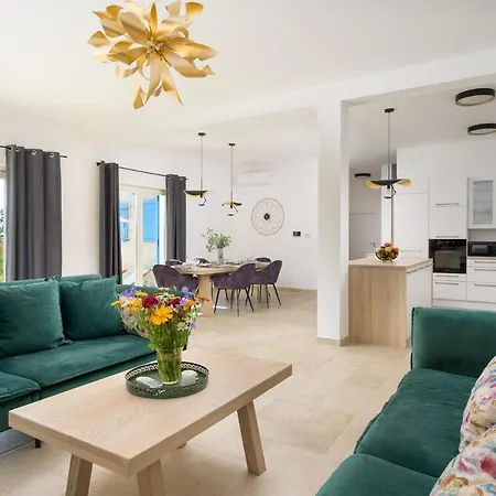 Mare Blue By Istrialux *