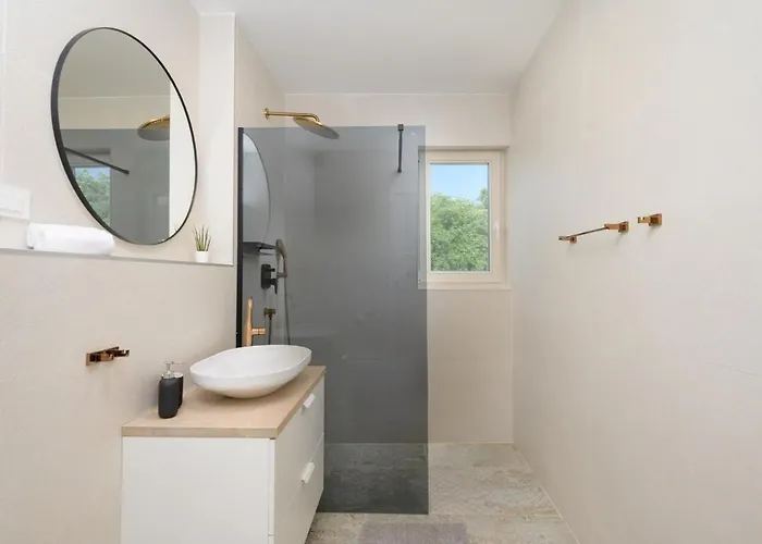 Mare Blue By Istrialux * Pifari